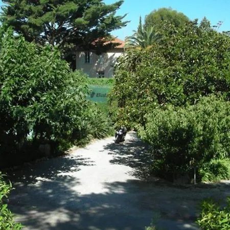 Castel Garoupe 3* Antibes