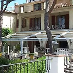 Castel Garoupe Hotel 3*