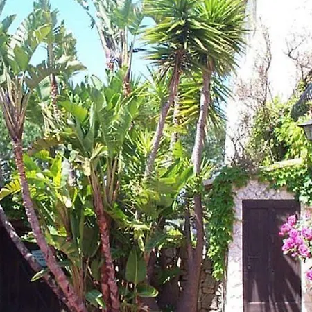 Castel Garoupe Hotel Antibes