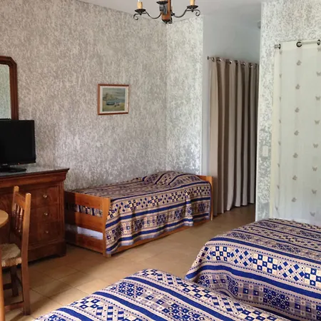 Castel Garoupe Hotel 3*