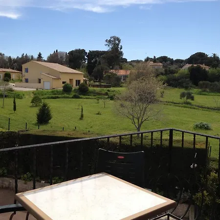 Castel Garoupe Hotel