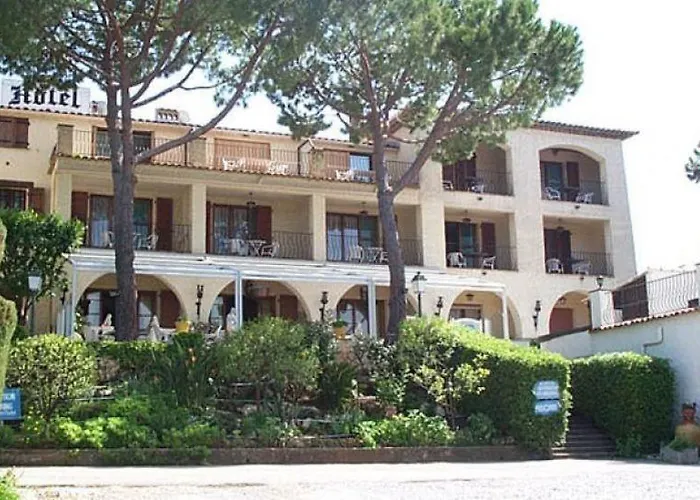 Castel Garoupe فندق أنتيب