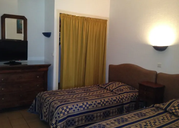 فندق Castel Garoupe أنتيب