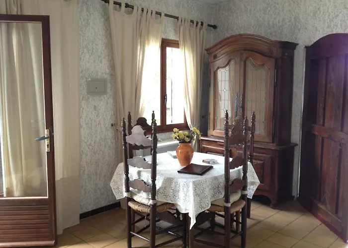 فندق Castel Garoupe أنتيب